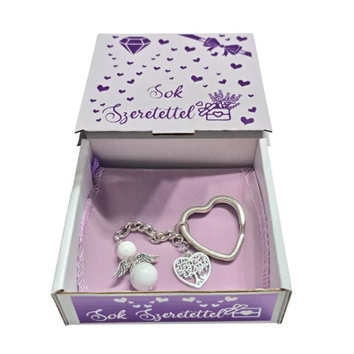 Howlit angyal kulcstartó, szív karikával, életfa medállal