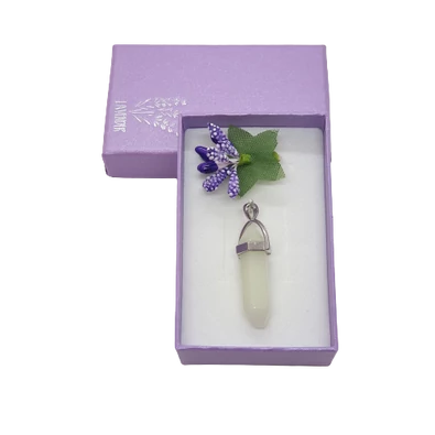 Jáde kétcsúcs medál (3,5cm)