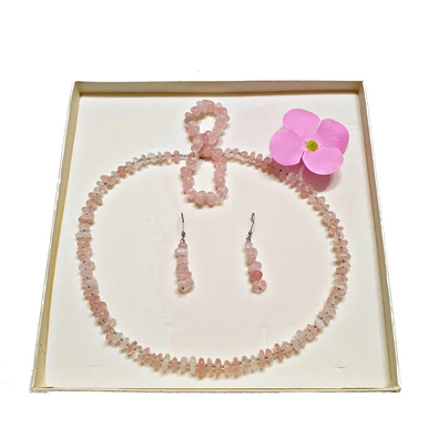 Rózsakvarc szemcse garnitúra kristály gyöngy köztessel