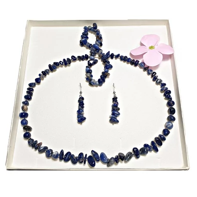 Szodalit szemcse garnitúra kristály gyöngy köztessel