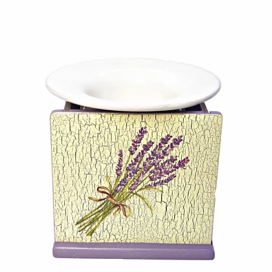 Levendulás mécsesház